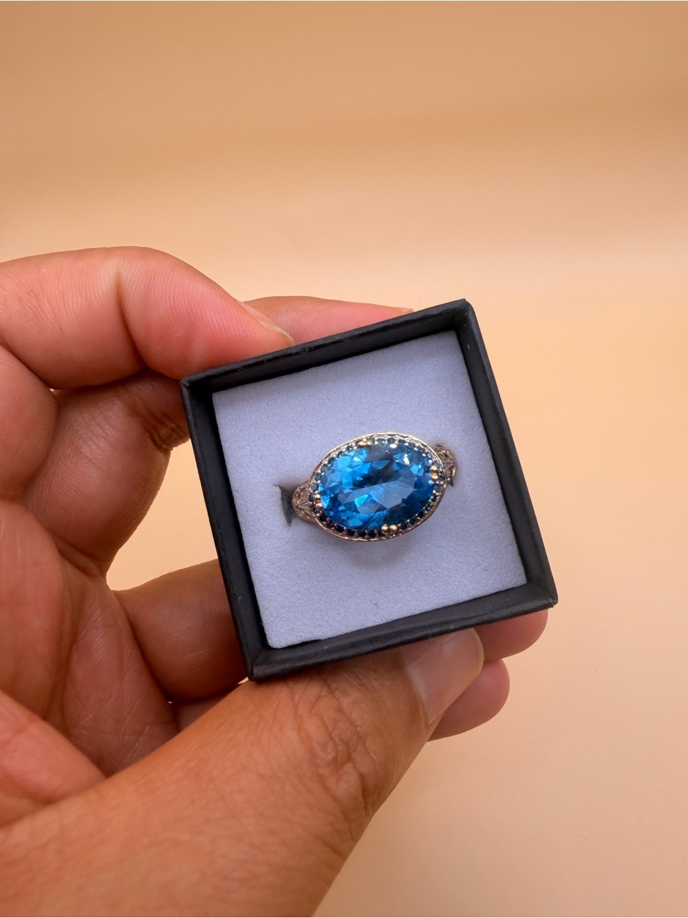 14k Yellow Gold Blue Diamond & White Diamond Blue Topaz MEDA Ring Size 9.